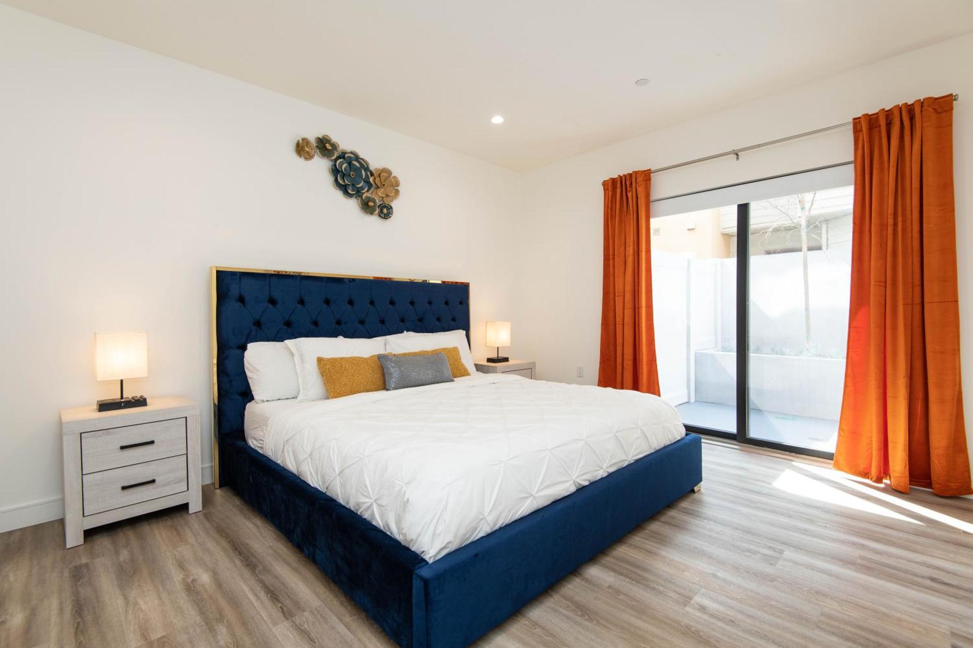 Regency Modern Apartments Glendale Exterior photo